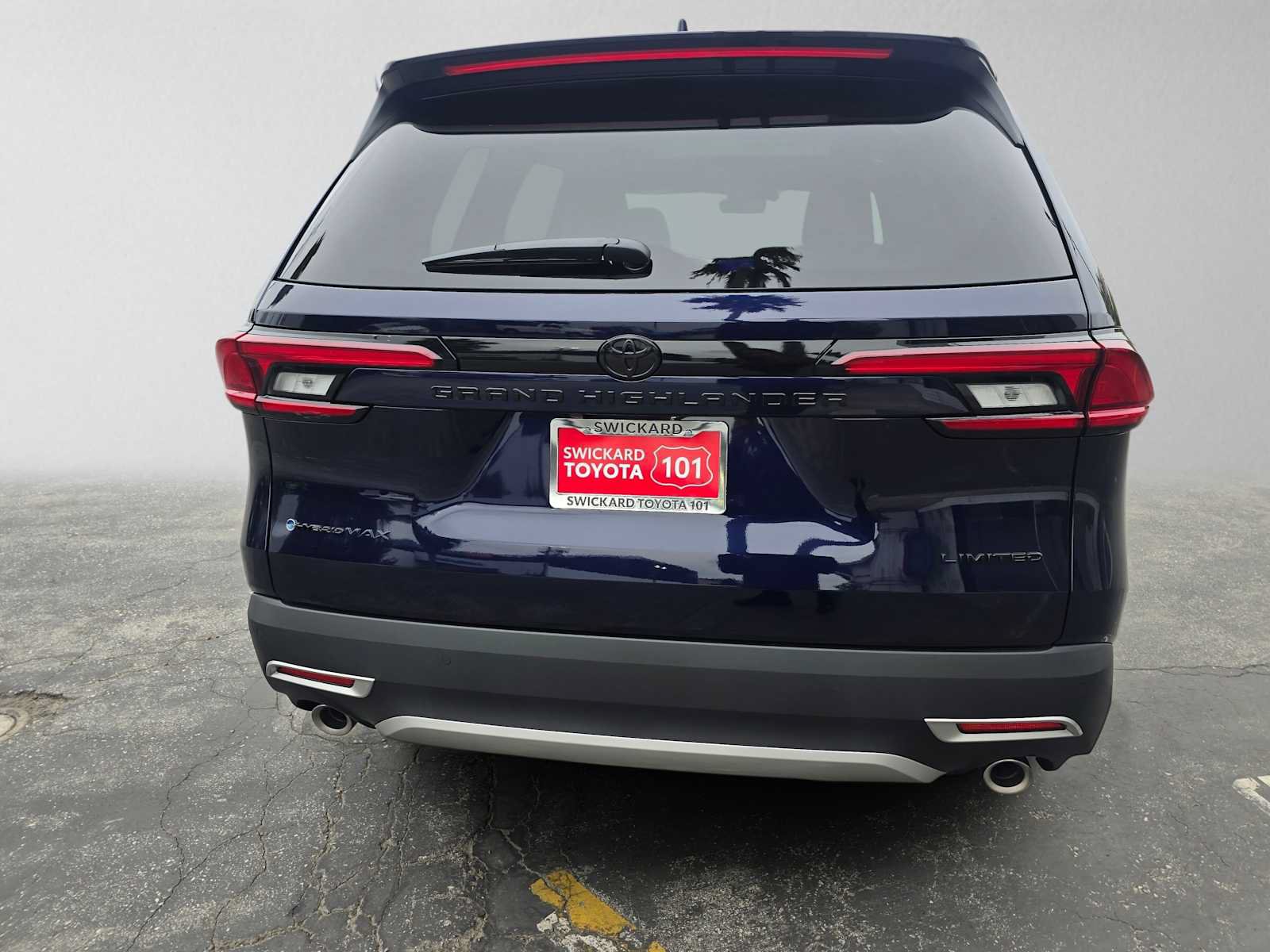 New 2026 Toyota Grand Highlander AWD Hybrid image 4