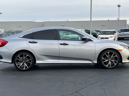 Used 2019 Honda Civic Sport image 6