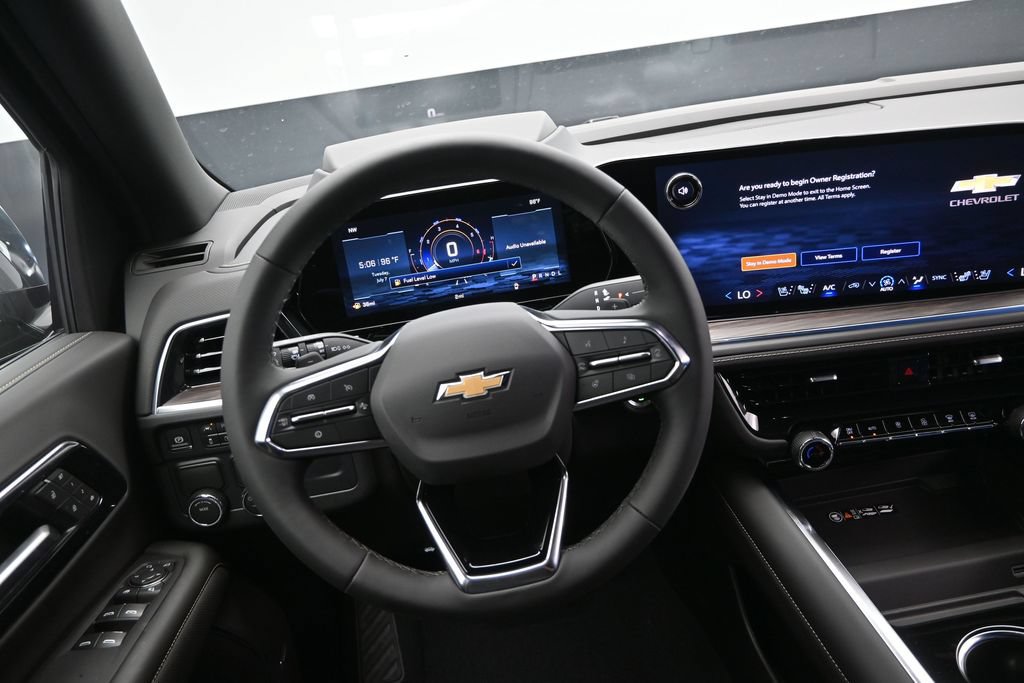 New 2026 Chevrolet Suburban Premier RWD image 29