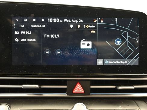 Used 2024 Hyundai Elantra SEL FWD image 26