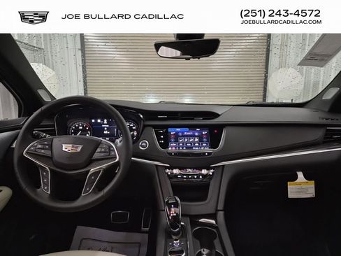 New 2026 Cadillac XT5 Sportv w/ LPO, Floor Liner Package image 36