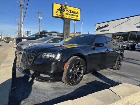 Used 2020 Chrysler 300 Touring w/ Sport Appearance Package image 1