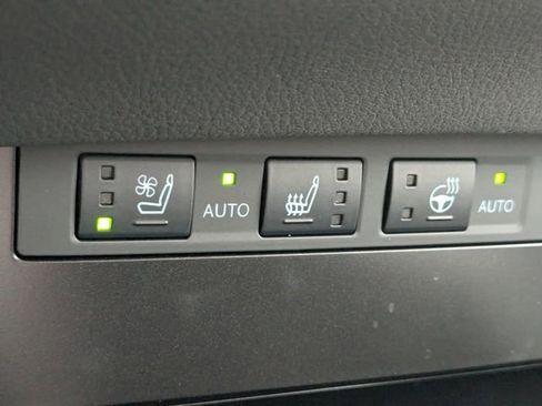 Certified 2025 Lexus ES 350 w/ Premium Package image 24