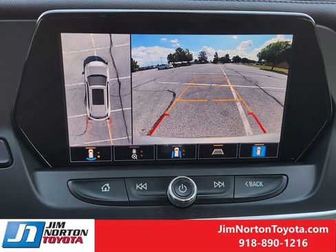 Used 2020 Chevrolet Blazer LT w/ Sound & Technology Package FWD image 20