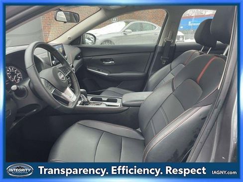 Certified 2024 Nissan Sentra SR w/ SR Premium Package image 15