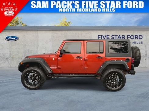 Used 2014 Jeep Wrangler Unlimited Sport w/ Quick Order Package 24S AWD/4WD image 6