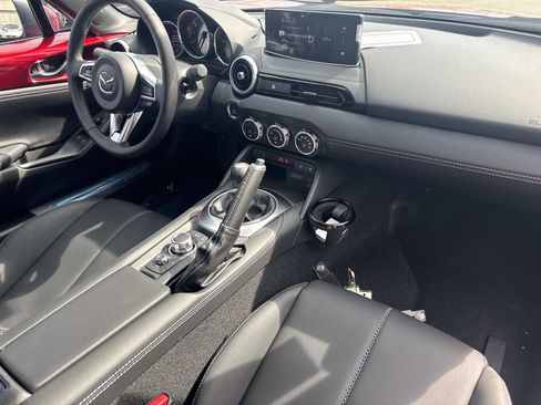 New 2025 MAZDA MX-5 Miata Grand Touring w/ Appearance Package image 25