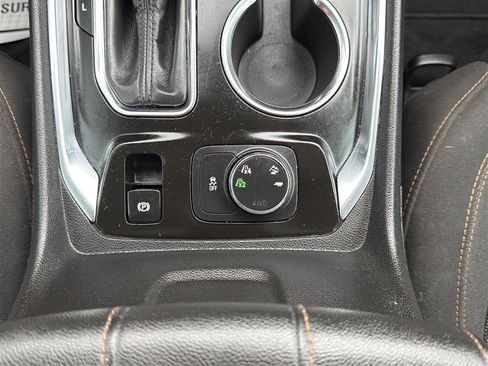 Used 2018 Chevrolet Traverse LT image 22