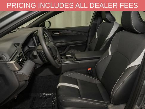 Used 2026 Toyota Camry SE w/ Convenience Package FWD image 10