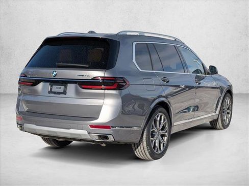 New 2026 BMW X7 xDrive40i image 2