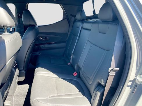 Used 2024 Hyundai Santa Cruz Limited image 26