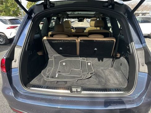 Used 2024 Mercedes-Benz GLS 580 4MATIC image 28