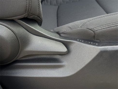 Used 2022 Toyota Tundra SR5 w/ SR5 Convenience Package image 32