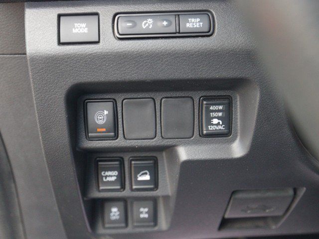 Used 2023 Nissan Frontier PRO-4X w/ Pro Convenience Package AWD/4WD image 17