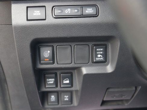 Used 2023 Nissan Frontier PRO-4X w/ Pro Convenience Package AWD/4WD image 17