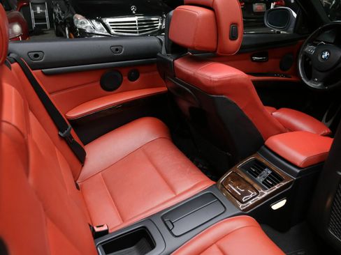 Used 2013 BMW 328i Convertible w/ M Sport Pkg RWD image 34