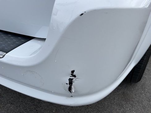 Used 2018 Dodge Grand Caravan SXT image 17