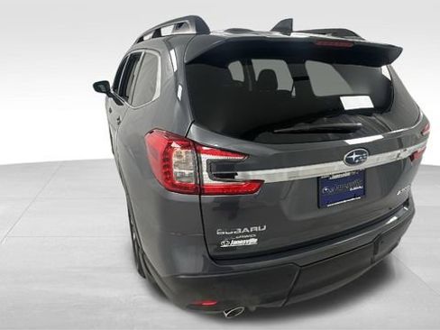 Used 2024 Subaru Ascent Premium w/ Convenience Package image 5