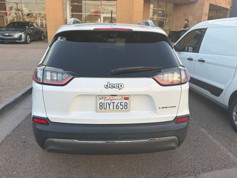 Used 2020 Jeep Cherokee Limited FWD image 8