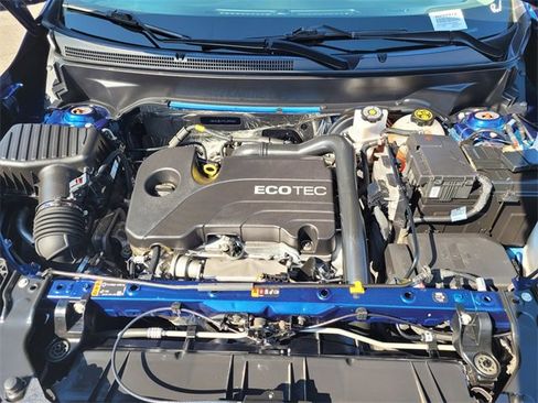 Used 2022 GMC Terrain SLE w/ Driver Convenience Package image 28