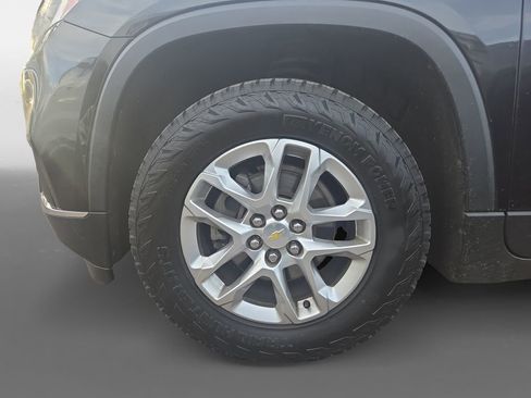 Used 2019 Chevrolet Traverse LT image 15