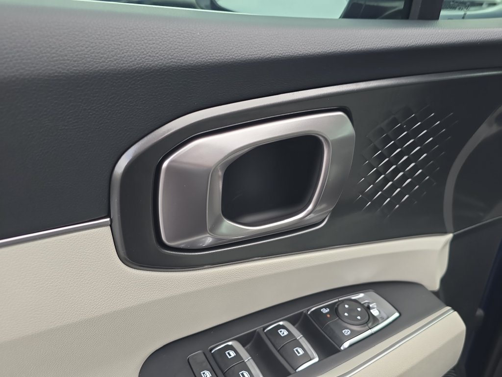 New 2026 Kia Sorento S FWD image 18