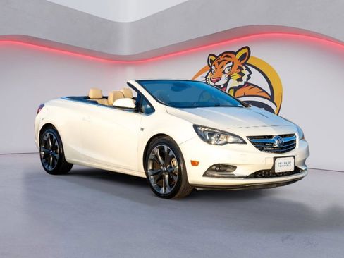 Used 2016 Buick Cascada Premium image 3