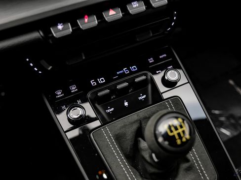 Used 2023 Porsche 911 GT3 image 59