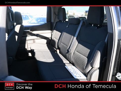 Used 2021 Chevrolet Silverado 1500 LT image 18