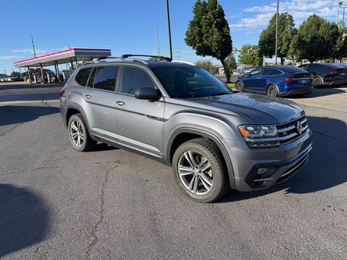 Used 2019 Volkswagen Atlas SEL R-Line AWD/4WD image 7