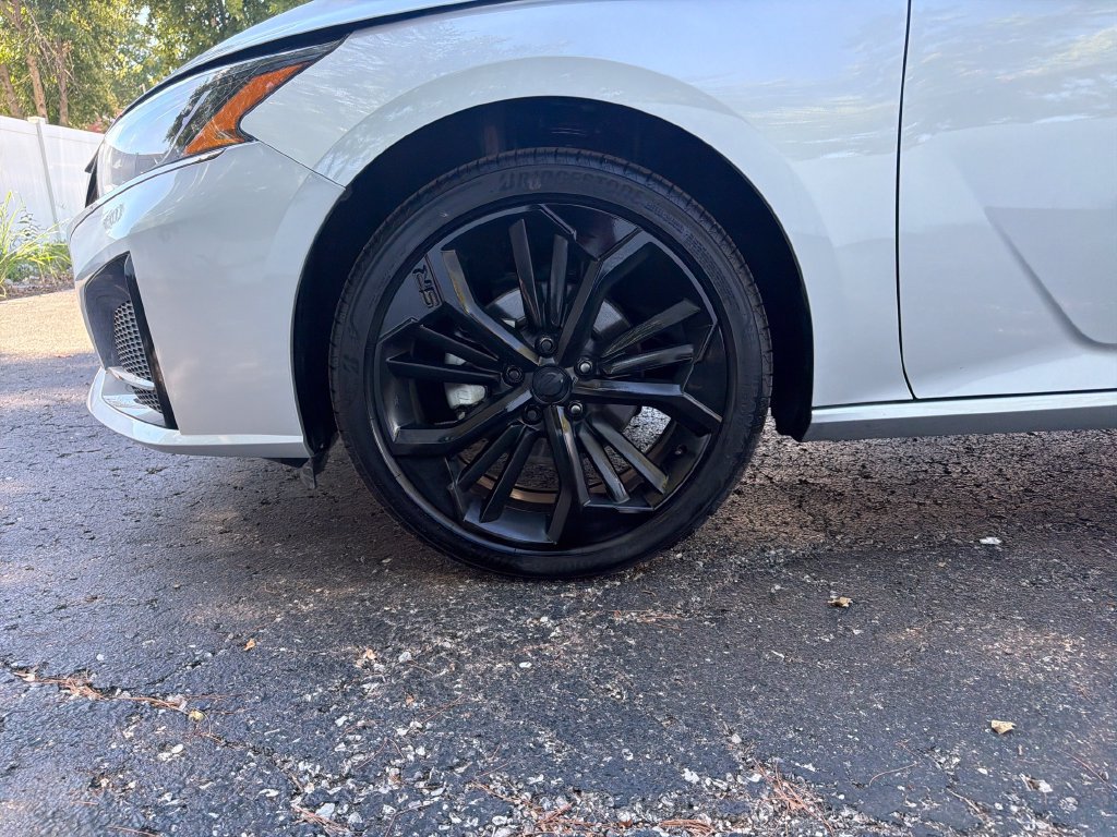 Certified 2025 Nissan Altima 2.5 SR AWD/4WD image 27