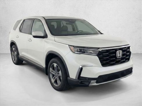 Used 2024 Honda Pilot EX-L image 3