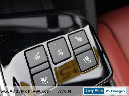 Used 2025 Kia Sportage SX image 46