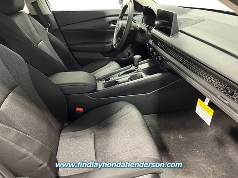 New 2026 Honda Accord LX image 23