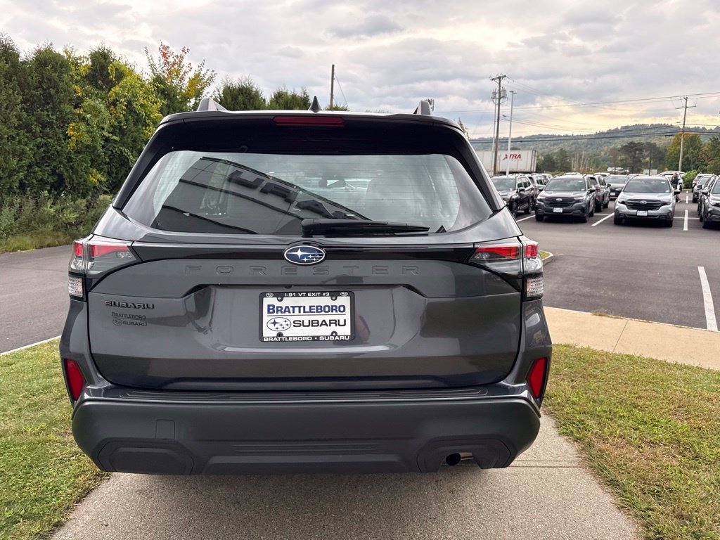 Used 2026 Subaru Forester AWD/4WD image 5