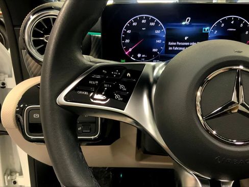 Used 2025 Mercedes-Benz CLA 250 image 22