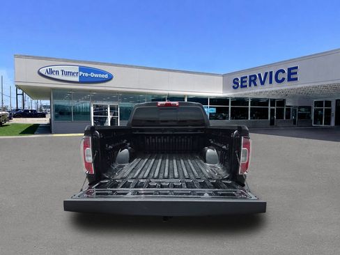 Used 2022 GMC Canyon Elevation w/ Trailering Package RWD image 9
