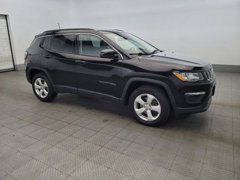 Used 2017 Jeep Compass Latitude w/ Popular Equipment Group image 11