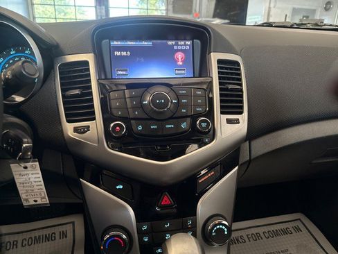 Used 2015 Chevrolet Cruze LT w/ Sun And Sound Package FWD image 20