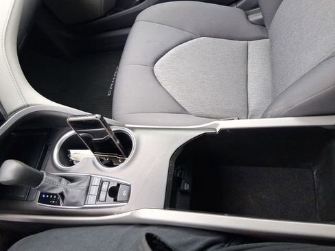 Used 2022 Toyota Camry LE FWD image 22