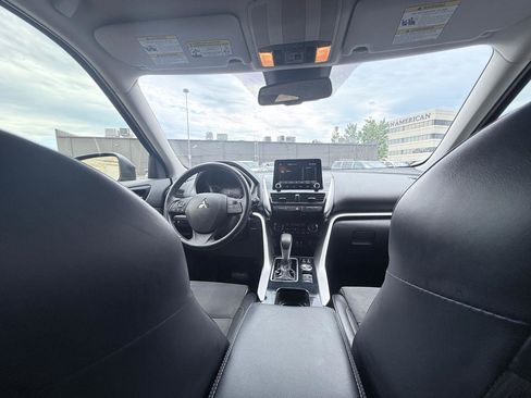 Used 2022 Mitsubishi Eclipse Cross SE AWD/4WD image 11