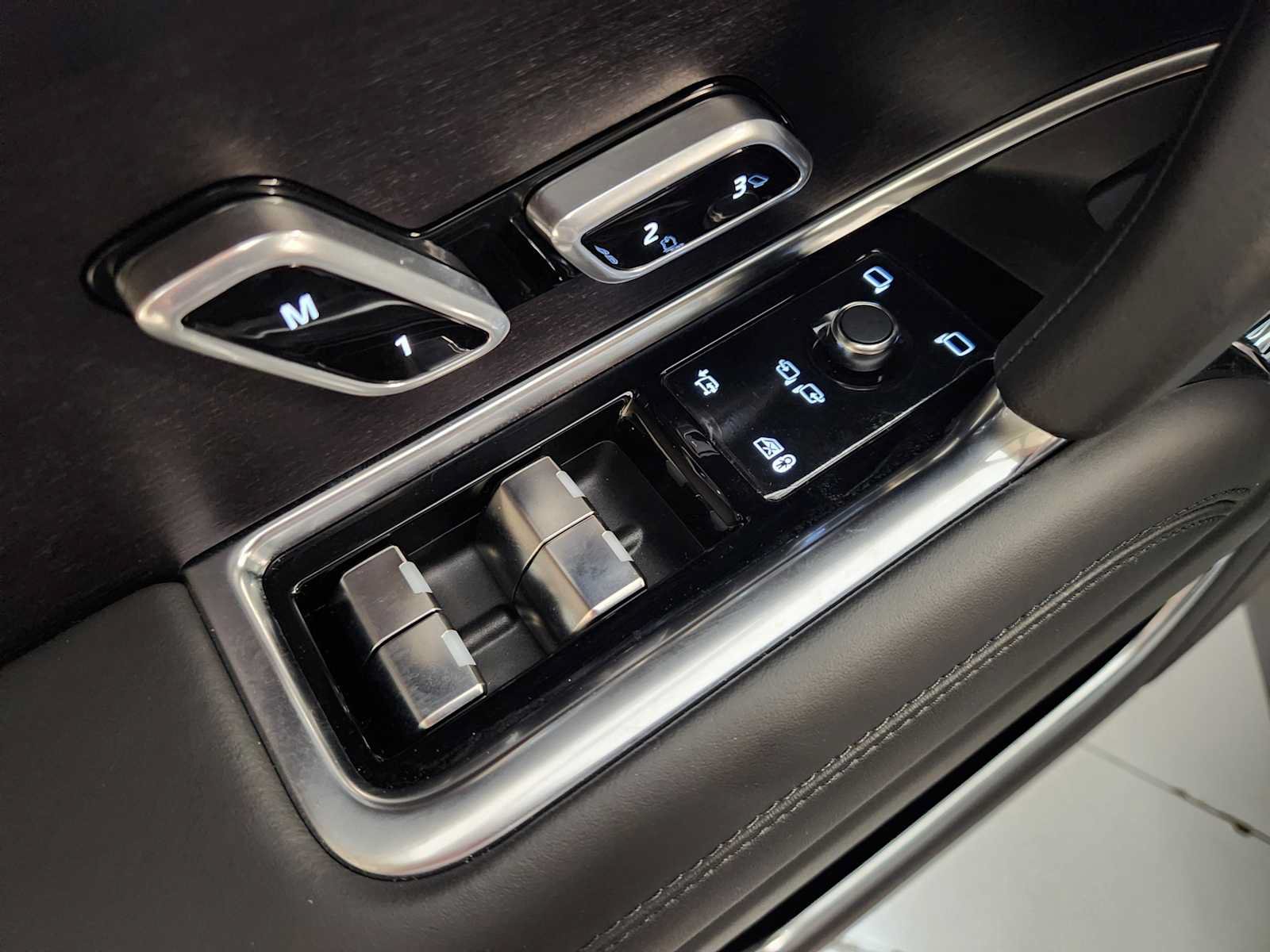 New 2027 Land Rover Range Rover SE AWD/4WD image 21