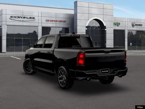 New 2026 RAM 1500 Laramie AWD/4WD image 5