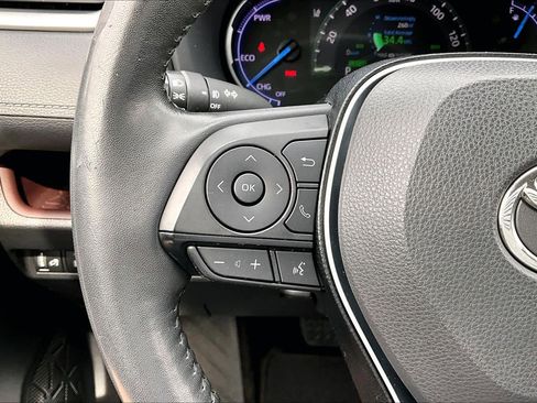 Certified 2020 Toyota RAV4 Limited image 23