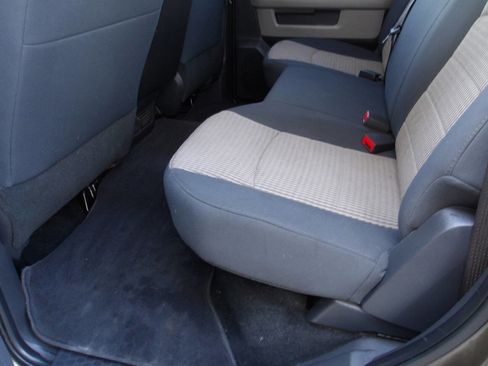 Used 2012 RAM 1500 Classic SLT image 20