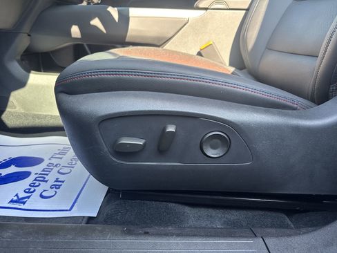 Used 2024 Chevrolet Equinox EV RS image 13