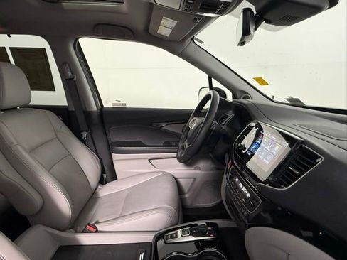Used 2020 Honda Pilot Elite image 54