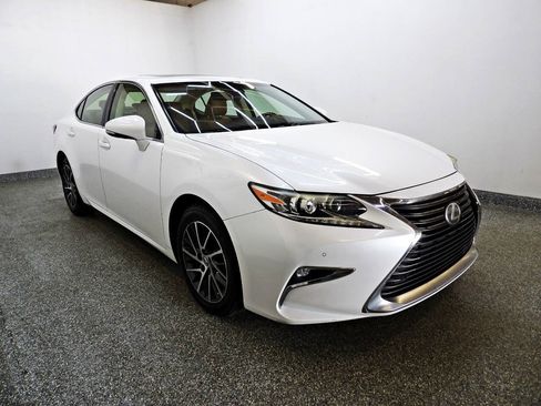Used 2016 Lexus ES 350 FWD image 3