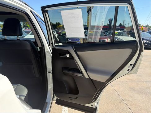 Used 2017 Toyota RAV4 Limited FWD image 27