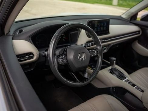 Used 2024 Honda HR-V EX-L image 13